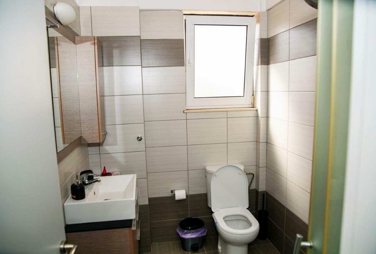 Catherine'S Comfort Apartment No2 Lávrio Kültér fotó